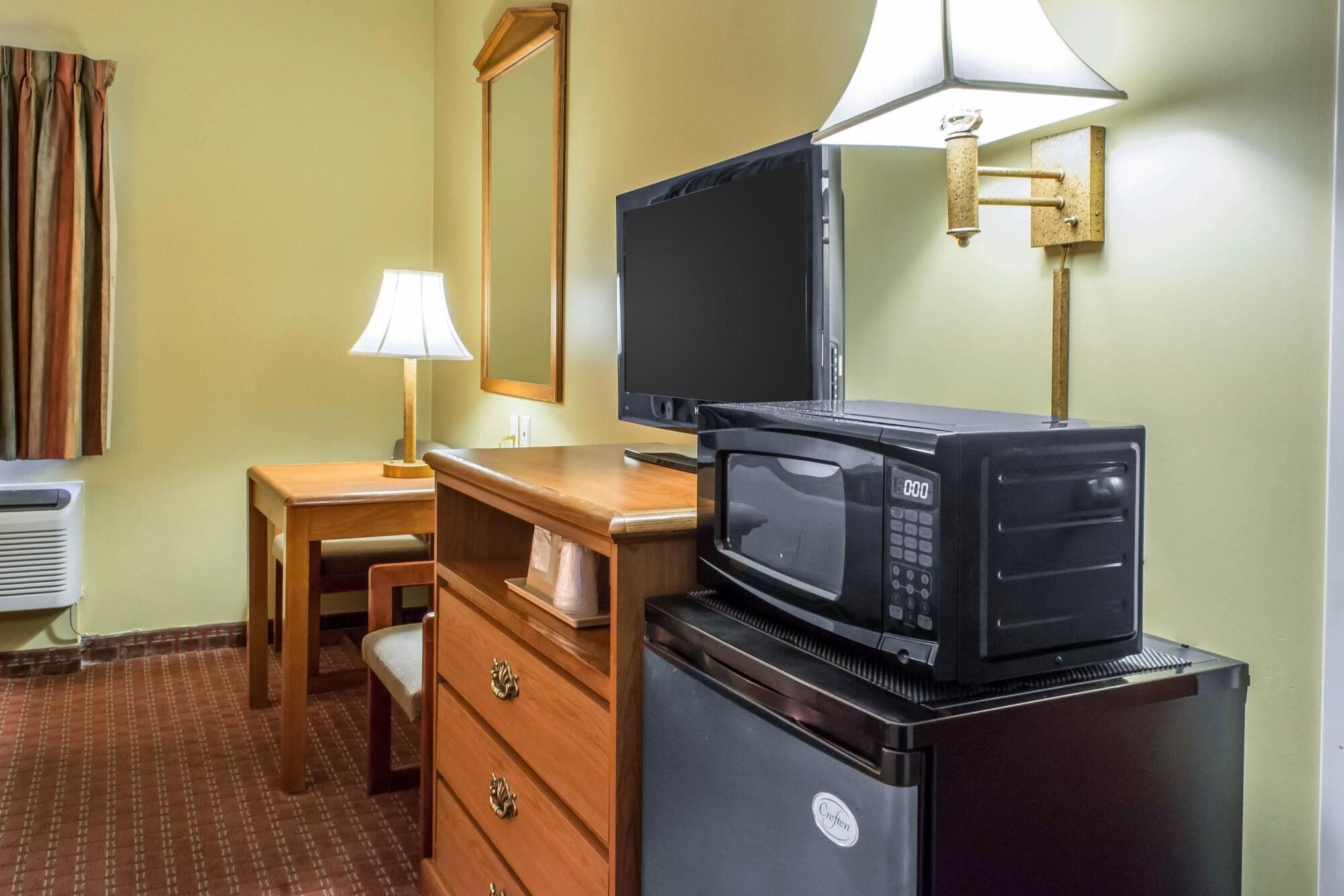 Econo Lodge Louisville Airport Exterior foto